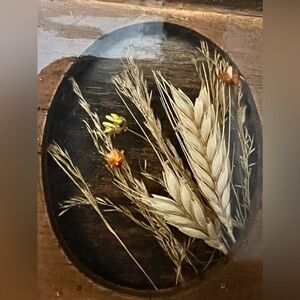 VINTAGE resin paperweight